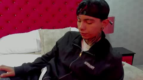 AresPaxton online show from March 26, 10:08 am