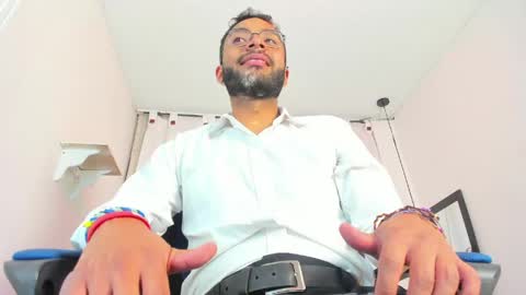 Alex Cortez online show from May 4, 6:20 pm