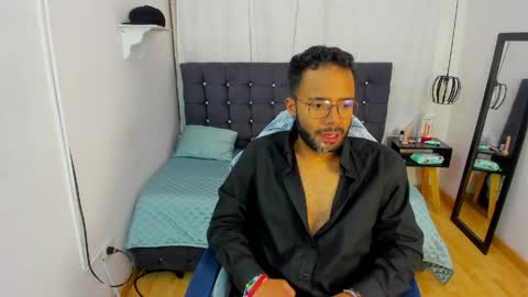 Alex Cortez online show from May 7, 7:58 pm