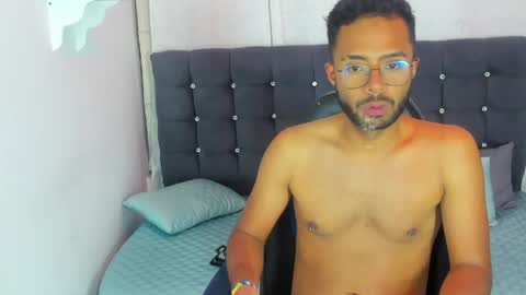 Alex Cortez online show from April 30, 8:57 pm