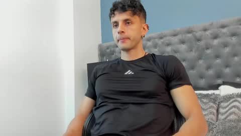Snapshot of ariasaadeh chatting on September 30, 12:09 pm ariasaadeh online show from September 30, 12:09 pm