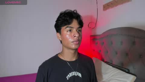 ariel_adan online show from May 4, 3:52 am