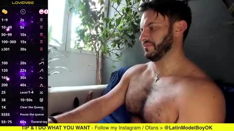 Snapshot of arielenbsas chatting on March 3, 7:12 pm Ariel online show from March 3, 7:12 pm