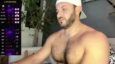 Snapshot of arielenbsas chatting on February 4, 4:26 am Ariel online show from February 4, 4:26 am