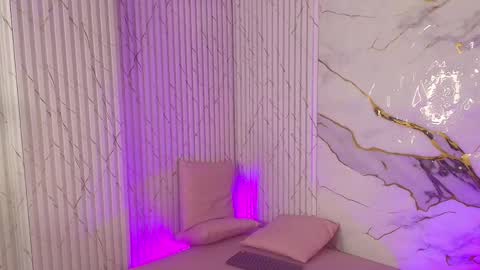  ARIEL  online show from April 21, 1:42 am