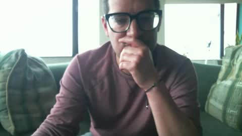 Snapshot of arielsinho chatting on October 1, 4:00 pm Anon online show from October 1, 4:00 pm