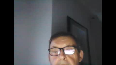 Snapshot of ariens chatting on January 24, 12:10 am ariens online show from January 24, 12:10 am