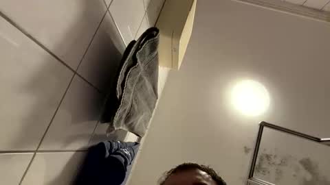 armyskater32 online show from March 13, 10:49 pm