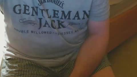 Snapshot of arnie12 chatting on October 19, 11:02 am Arnie online show from October 19, 11:02 am