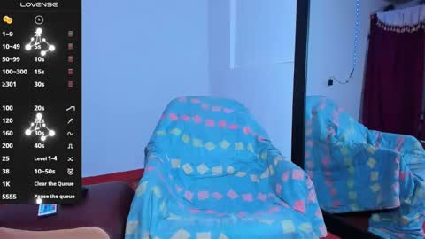 Snapshot of arnold_sexy_hot98 chatting on January 24, 11:37 am arnold sexy hot98 online show from January 24, 11:37 am