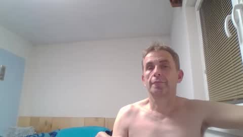 Snapshot of aromannn chatting on October 10, 6:46 pm aromannn online show from October 10, 6:46 pm