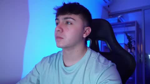 aron__cooper online show from April 21, 3:13 am