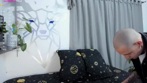 Aron Santoro online show from January 7, 3:05 am