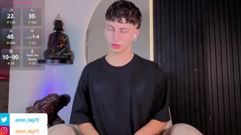  your aron  online show from November 20, 3:06 am