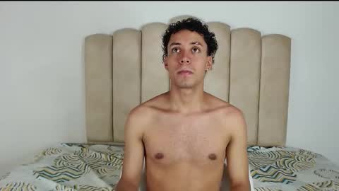 aron cooper online show from October 29, 5:21 am