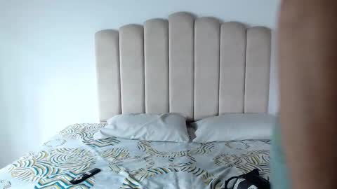 aron cooper online show from November 2, 8:02 pm