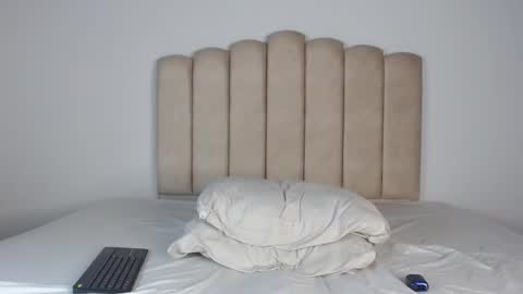 aron cooper online show from November 12, 6:30 am