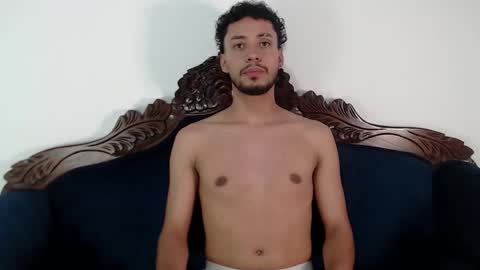 Snapshot of aroncooper1 chatting on October 22, 7:56 am aron cooper online show from October 22, 7:56 am