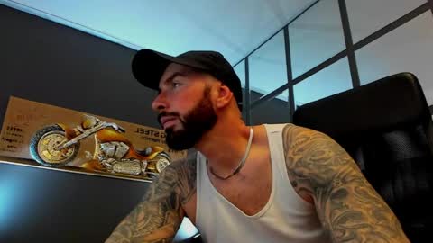 AronGrant online show from April 25, 10:07 am