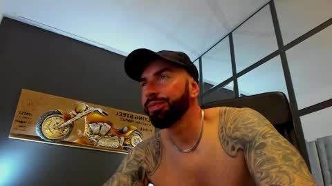 AronGrant online show from May 20, 10:00 am
