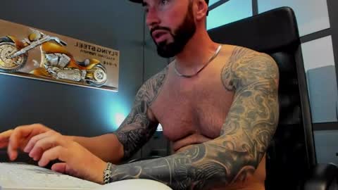 AronGrant online show from April 27, 10:12 am