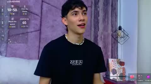 Arontawers online show from April 20, 7:38 pm