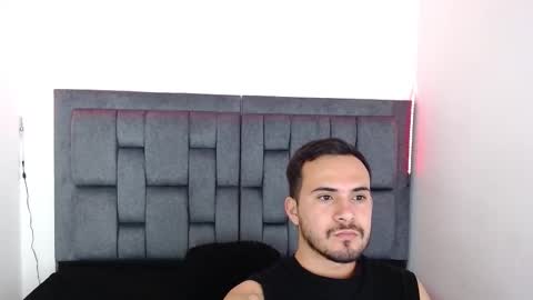Snapshot of arontrey21_ chatting on September 11, 7:02 pm Adrian online show from September 11, 7:02 pm