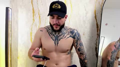 Aron online show from November 16, 5:42 am