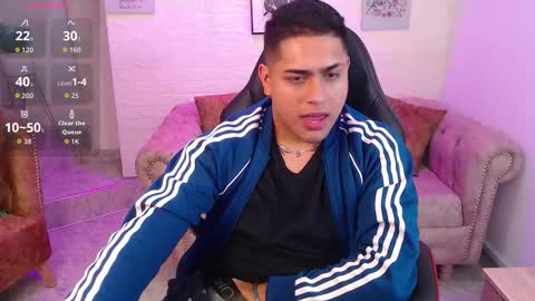 Aron online show from December 17, 3:36 am