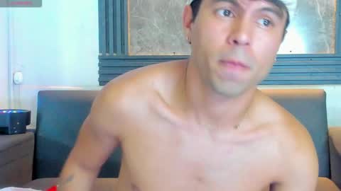 Aroon   online show from December 19, 9:56 pm