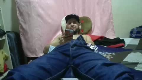 arthur1718 online show from November 1, 12:47 am