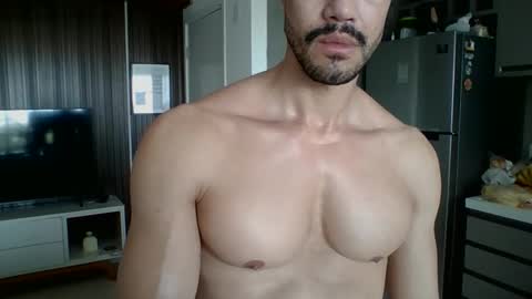 Snapshot of artvillasboas chatting on September 18, 2:41 pm Arthur Villasboas online show from September 18, 2:41 pm