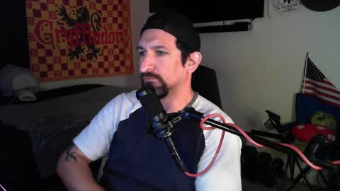 Snapshot of asanator101 chatting on September 18, 5:31 am DevilPup75 online show from September 18, 5:31 am