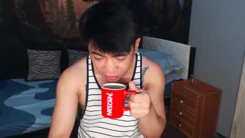 Snapshot of asanhardasrock chatting on January 13, 1:17 pm joe eros online show from January 13, 1:17 pm