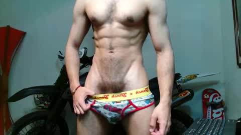 ash_wingrant online show from November 20, 1:10 pm