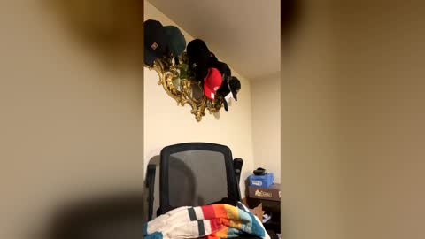 ashboytaken online show from March 26, 7:12 am