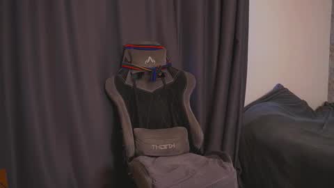 Jerk Machine online show from February 23, 11:01 am