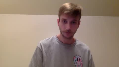 Snapshot of ashingwest97 chatting on September 15, 2:25 am Ashing online show from September 15, 2:25 am