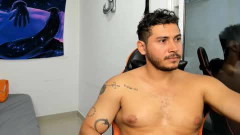 Snapshot of ashlan_king chatting on October 11, 1:59 pm ashlan_king online show from October 11, 1:59 pm