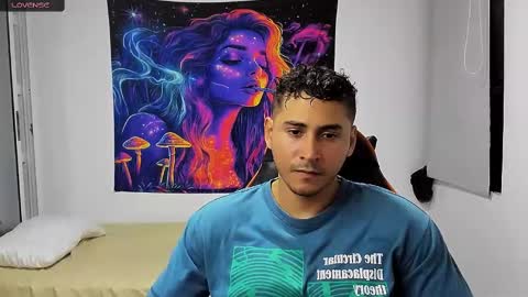 Snapshot of ashlan_king chatting on September 22, 2:33 am ashlan_king online show from September 22, 2:33 am