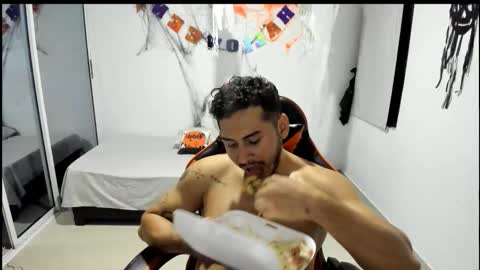 Snapshot of ashlan_king chatting on November 2, 2:49 am ashlan_king online show from November 2, 2:49 am