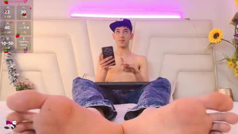 Ashton Myers online show from November 1, 7:29 pm