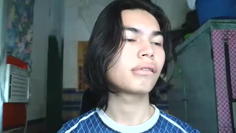 asian_babyboi online show from May 15, 2:42 am