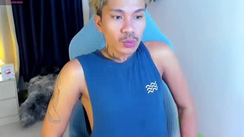 Snapshot of asian_cumsawyer chatting on December 24, 5:05 am bigload CUM take me private show or passwordshow online show from December 24, 5:05 am