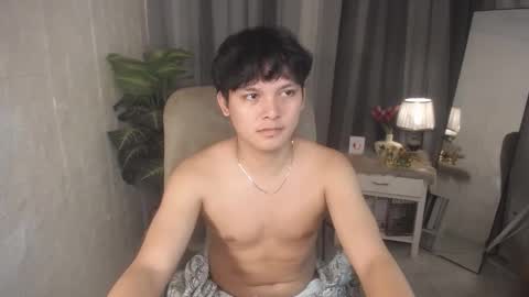 asian_handsomexx online show from March 12, 2:58 pm