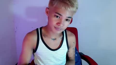 asian_lover05 online show from May 1, 4:31 pm