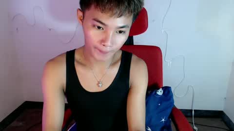 asian_lover05 online show from June 18, 5:18 pm