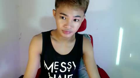 asian_lover05 online show from April 26, 11:01 pm