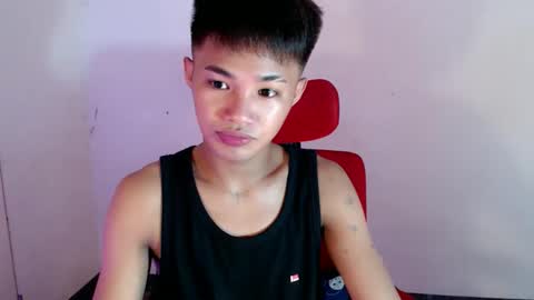 asian_lover05 online show from May 18, 4:11 pm