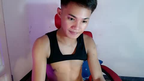 asian_lover05 online show from May 19, 4:02 pm